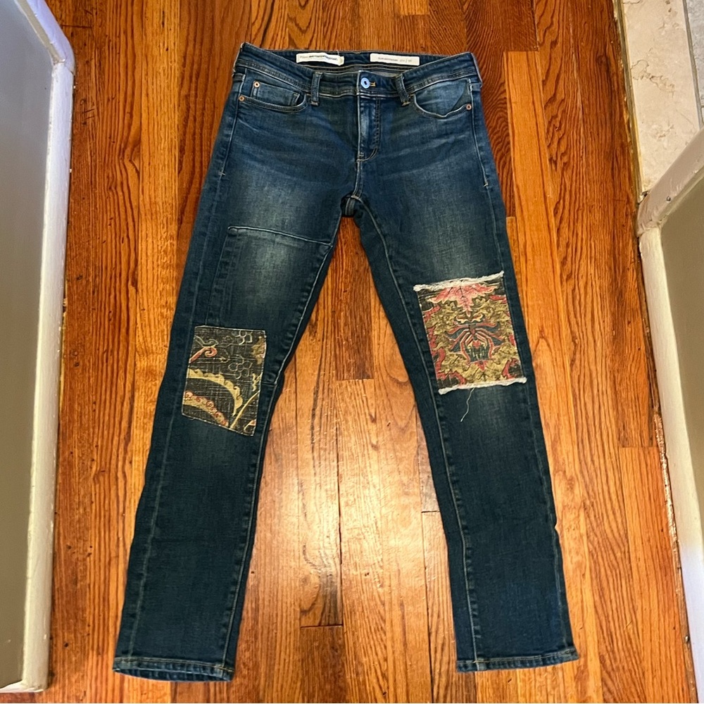 Anthropologie Jeans Pilcro Tapestry Patches Slim Boyfriend Jeans Sz 26
